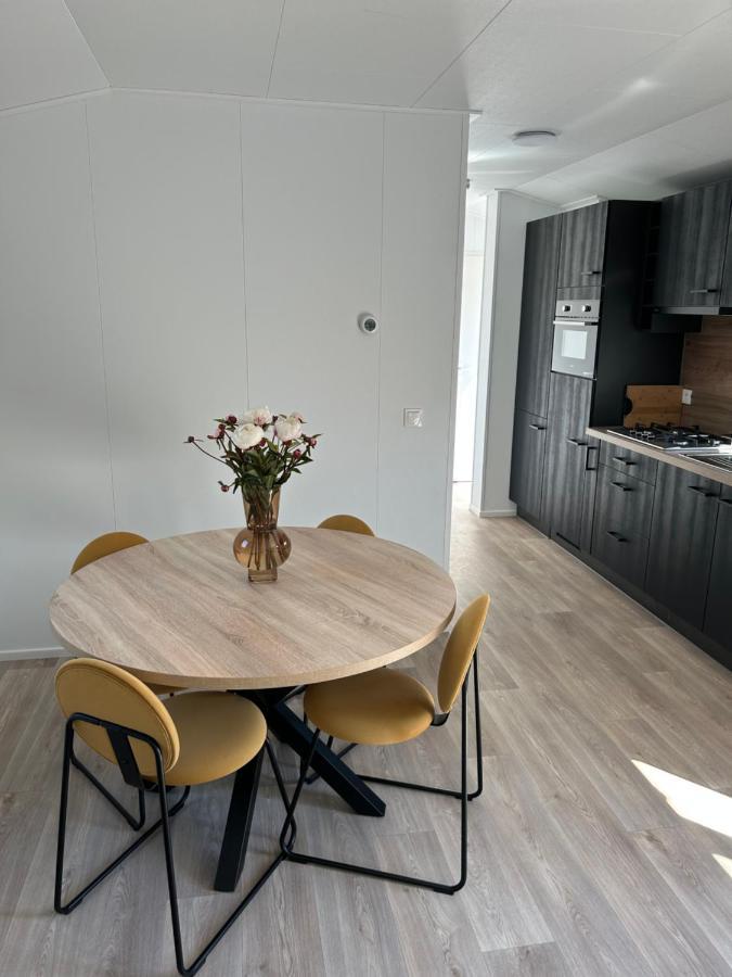 Breezy Beach Chalet Petten Buitenkant foto